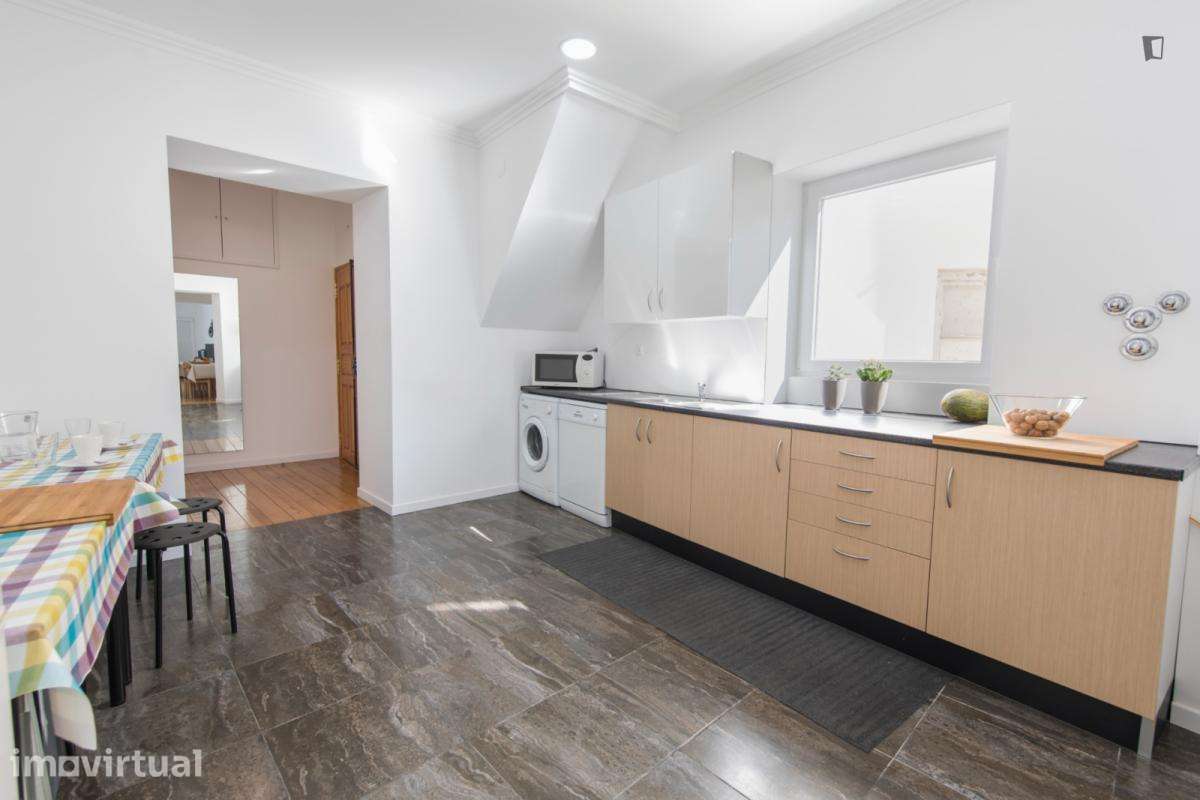 Quarto - localizado em Martim Moniz Lisbon - Grande imagem: 5/20