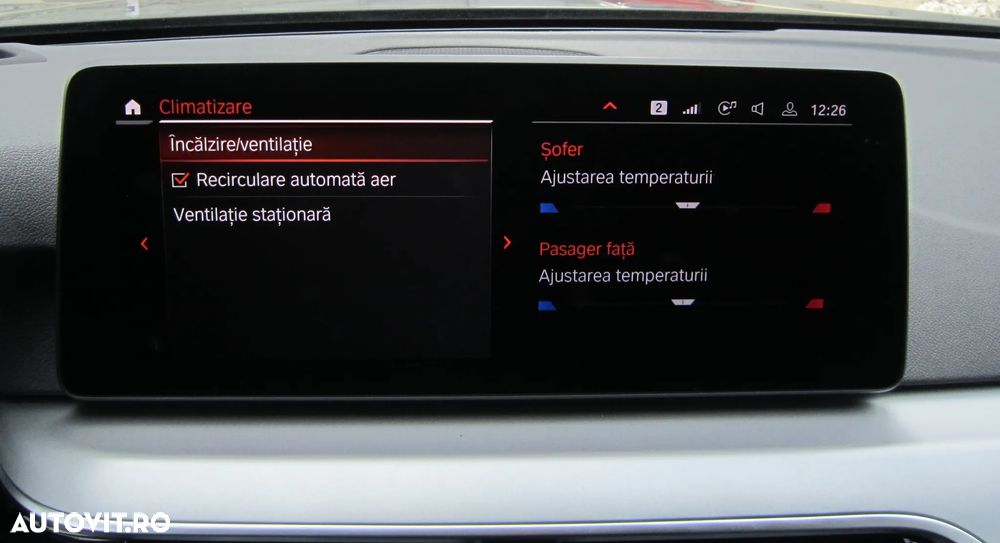 BMW Seria 5 520i AT MHEV - 33