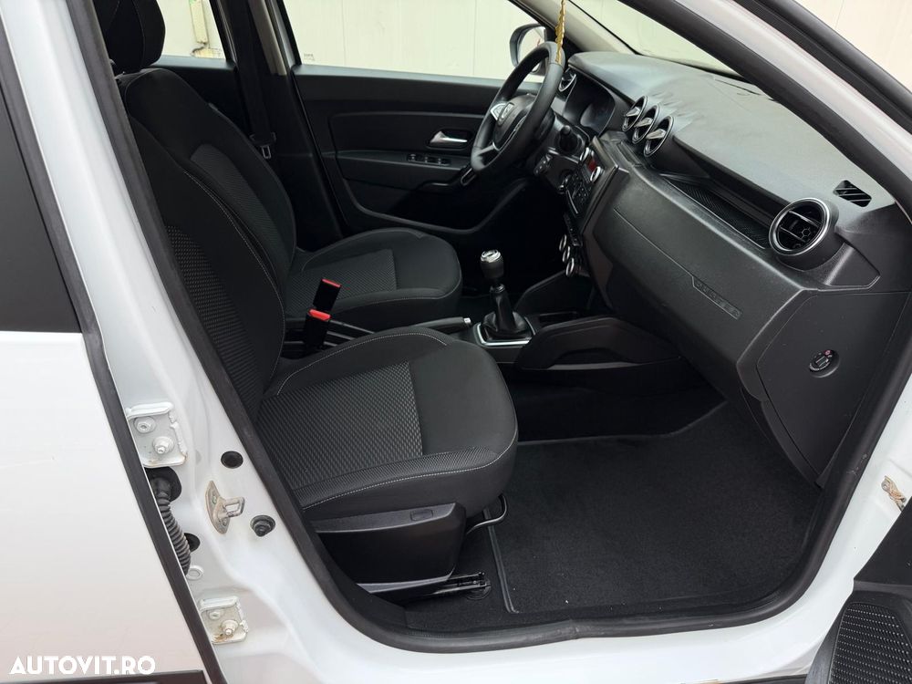 Dacia Duster 1.5 Blue dCi 4WD Prestige - 11