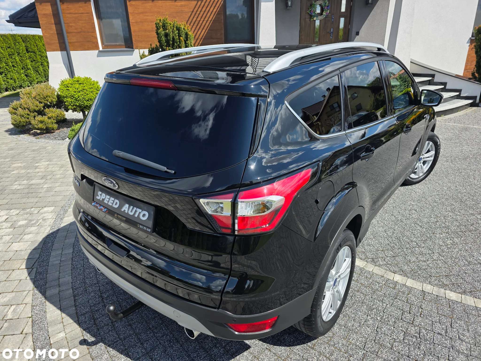 Ford Kuga 2.0 TDCi 2x4 Titanium - 14