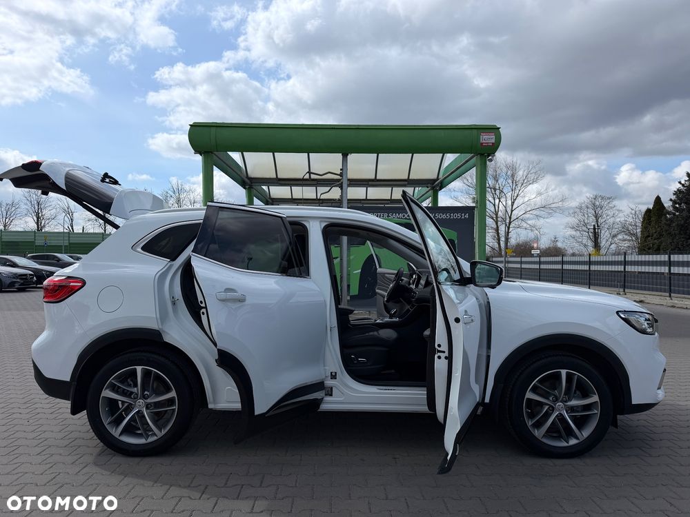 MG EHS Luxury - 19
