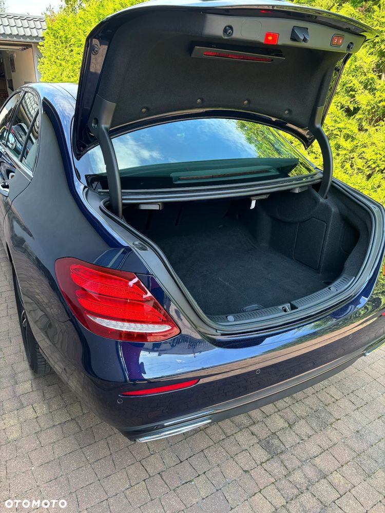 Mercedes-Benz Klasa E 400 d 4-Matic 9G-TRONIC - 3