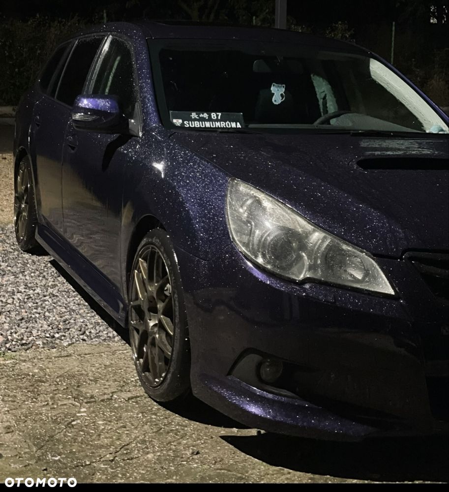 Subaru Legacy - 8