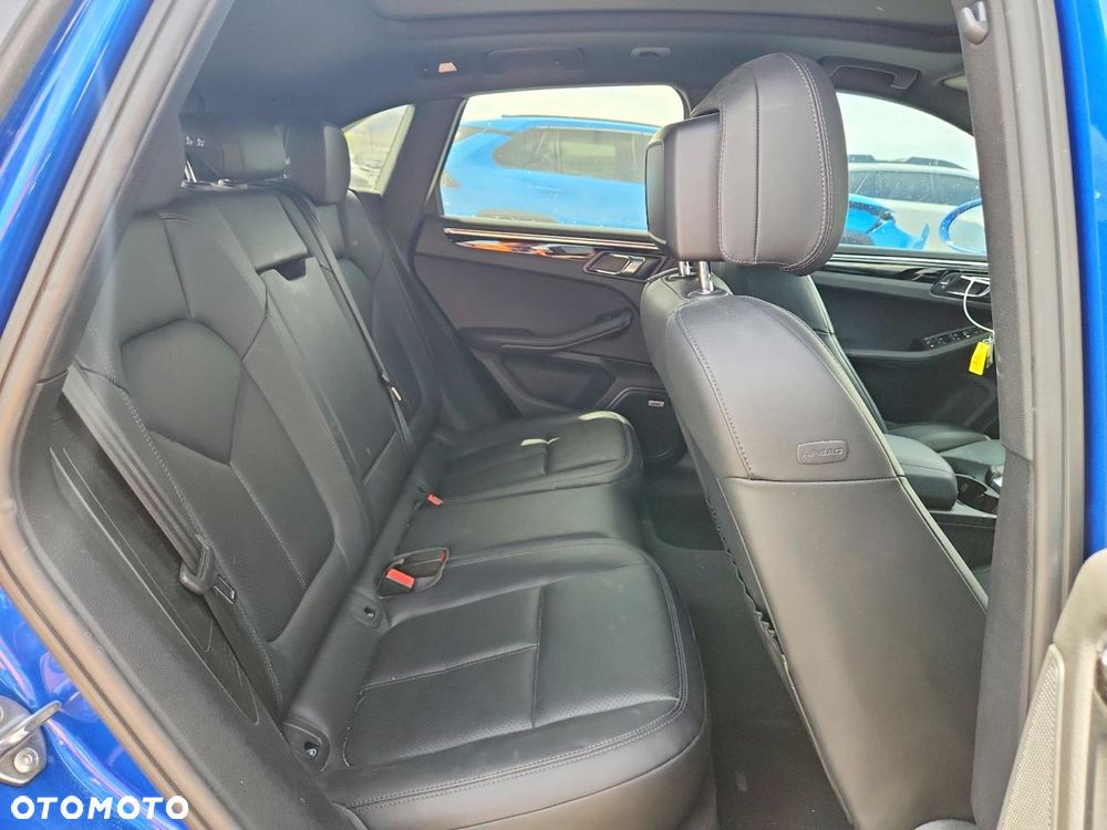 Porsche Macan Standard - 11