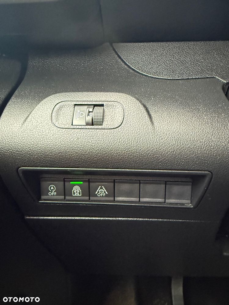 Peugeot Rifter 1.5 BlueHDI Allure Pack S&S - 25