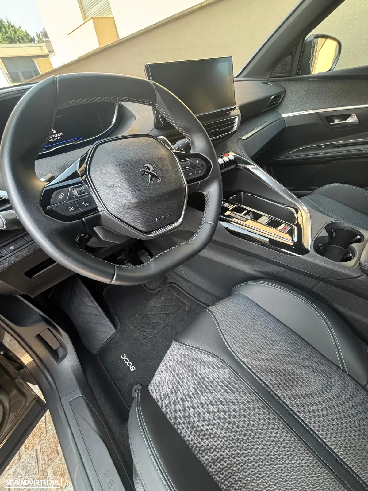 Peugeot 3008 1.5 BlueHDi Allure Pack EAT8 - 22