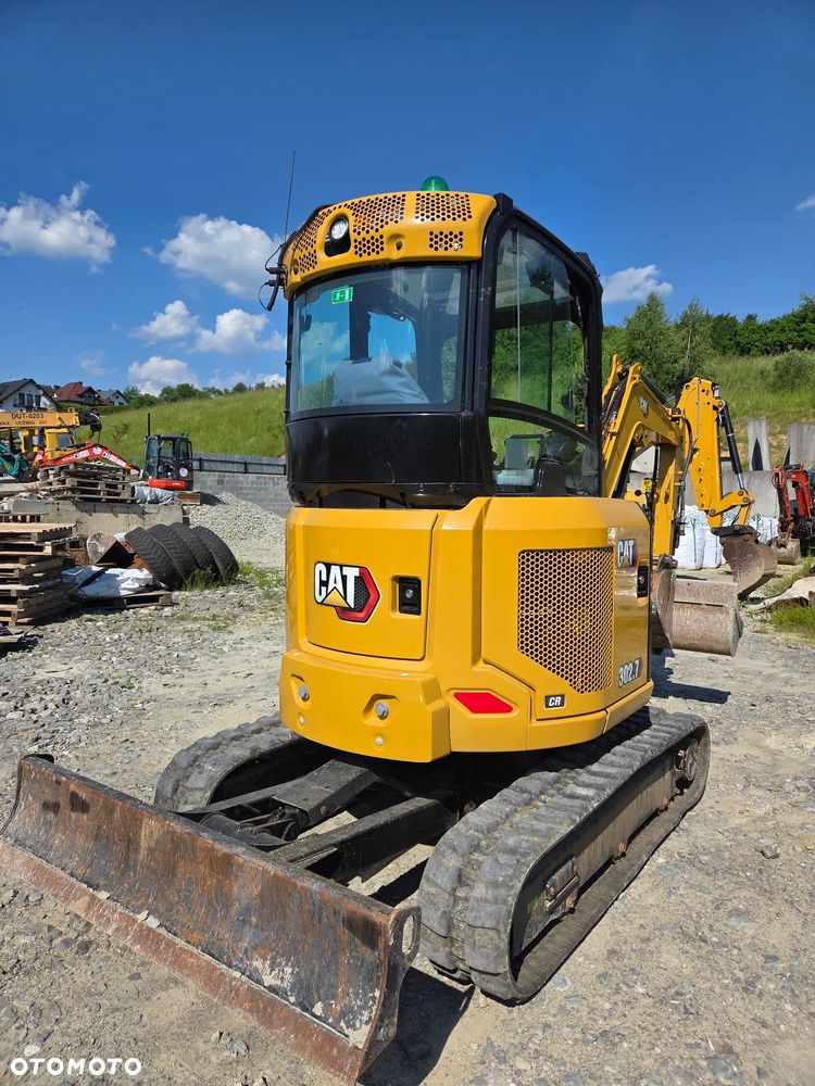 Caterpillar 302.7 - 18