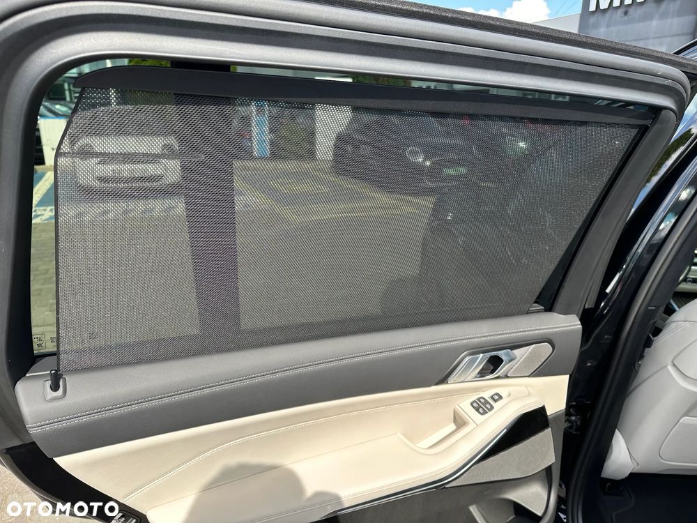 BMW X7 xDrive40d mHEV M Sport Edition sport - 24