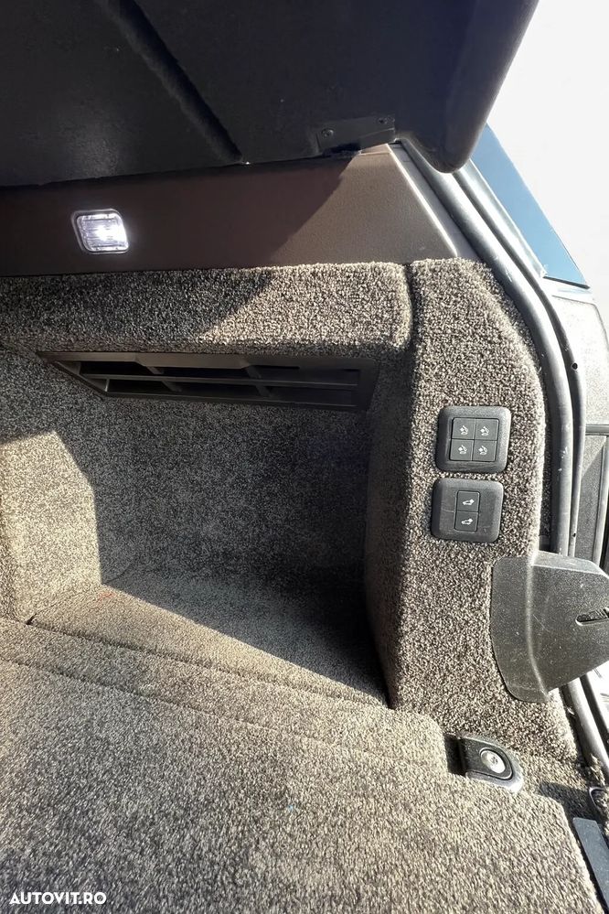 Land Rover Range Rover 3.0L SDV6 HSE - 11