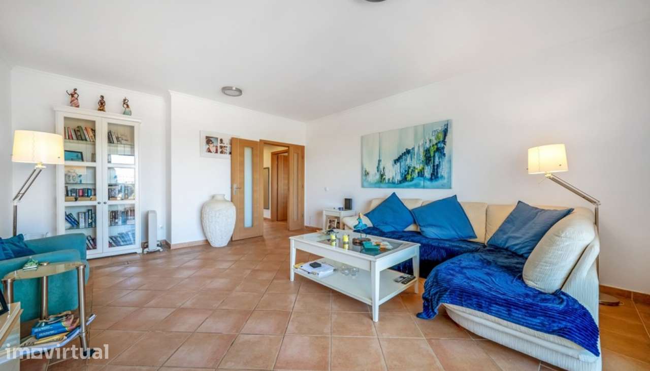 Apartamento T2 com piscina e garagem à venda em Lagos, Algarve - Grande imagem: 5/26