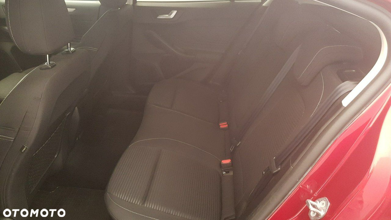 Ford Focus - 22