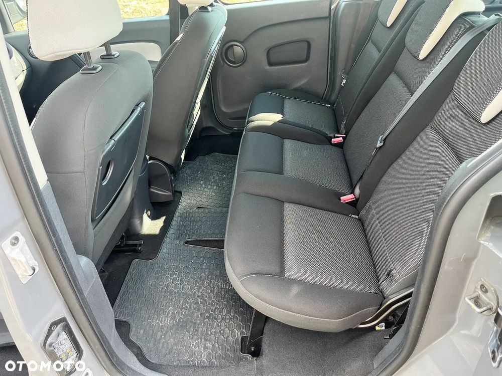 Renault Kangoo 1.6 16V Privilege Plus Euro5 - 21