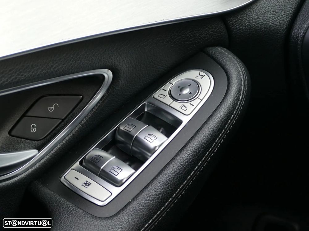 Mercedes-Benz C 200 - 32