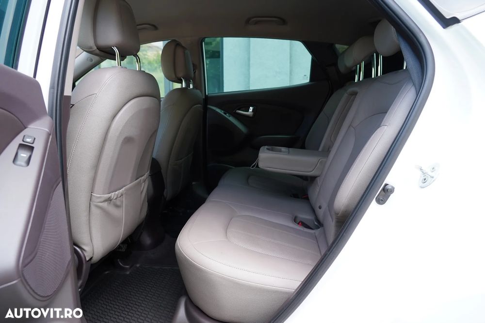 Hyundai ix35 2.0 CRDI 4WD Automatik Style - 8