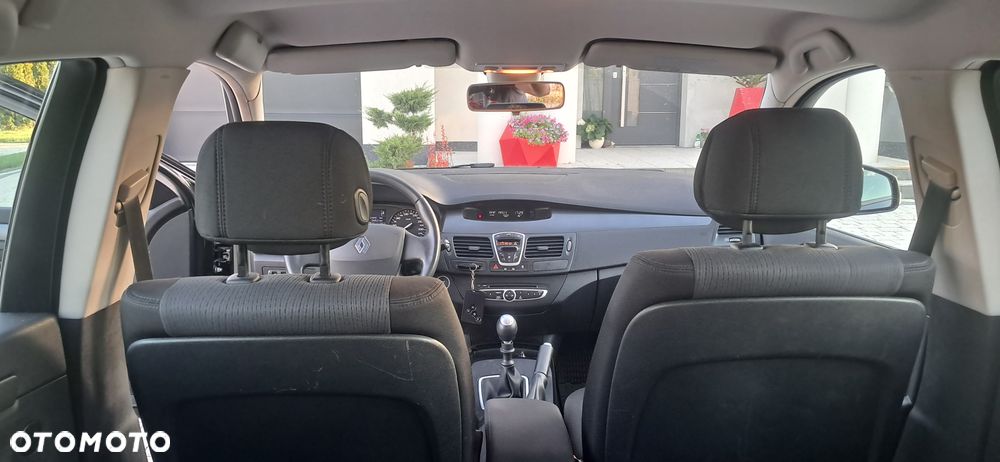 Renault Laguna - 16