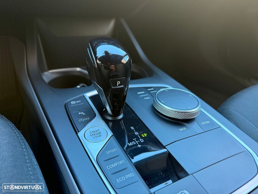 BMW 116 d Aut. Advantage - 11