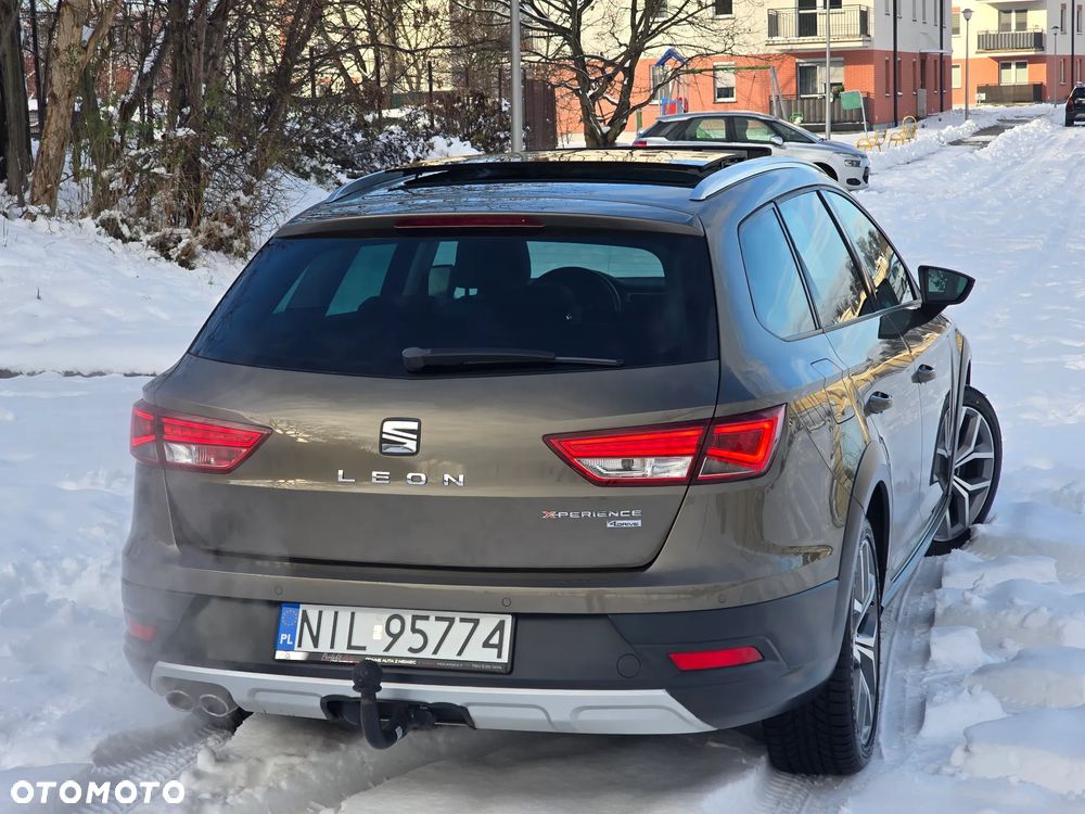 Seat Leon 2.0 TDI Start&Stop 4Drive DSG X-Perience - 34