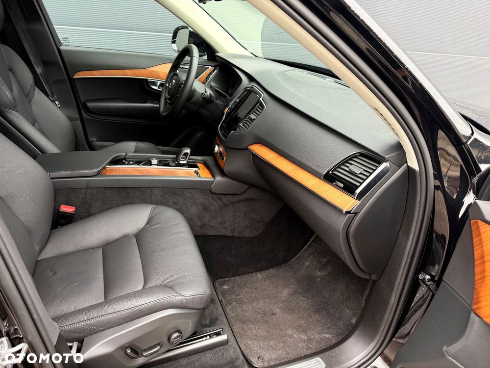 Volvo XC 90 B6 B AWD Momentum Pro 7os - 19