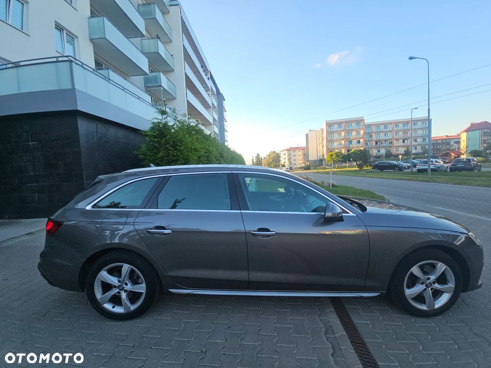 Audi A4 Avant 35 TFSI S tronic design - 4