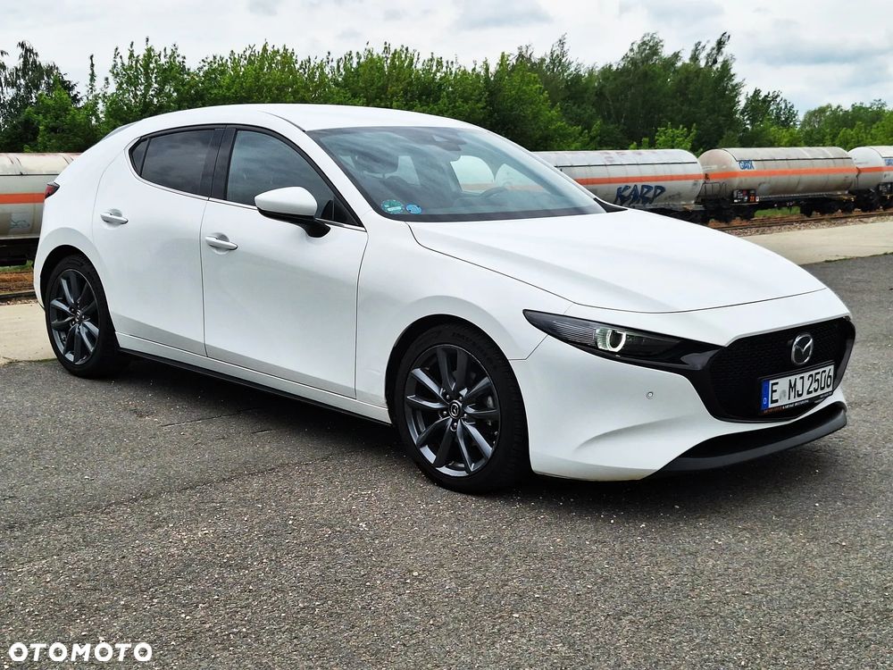 Mazda 3 SKYACTIV-G 2.0 M-Hybrid SELECTION - 32
