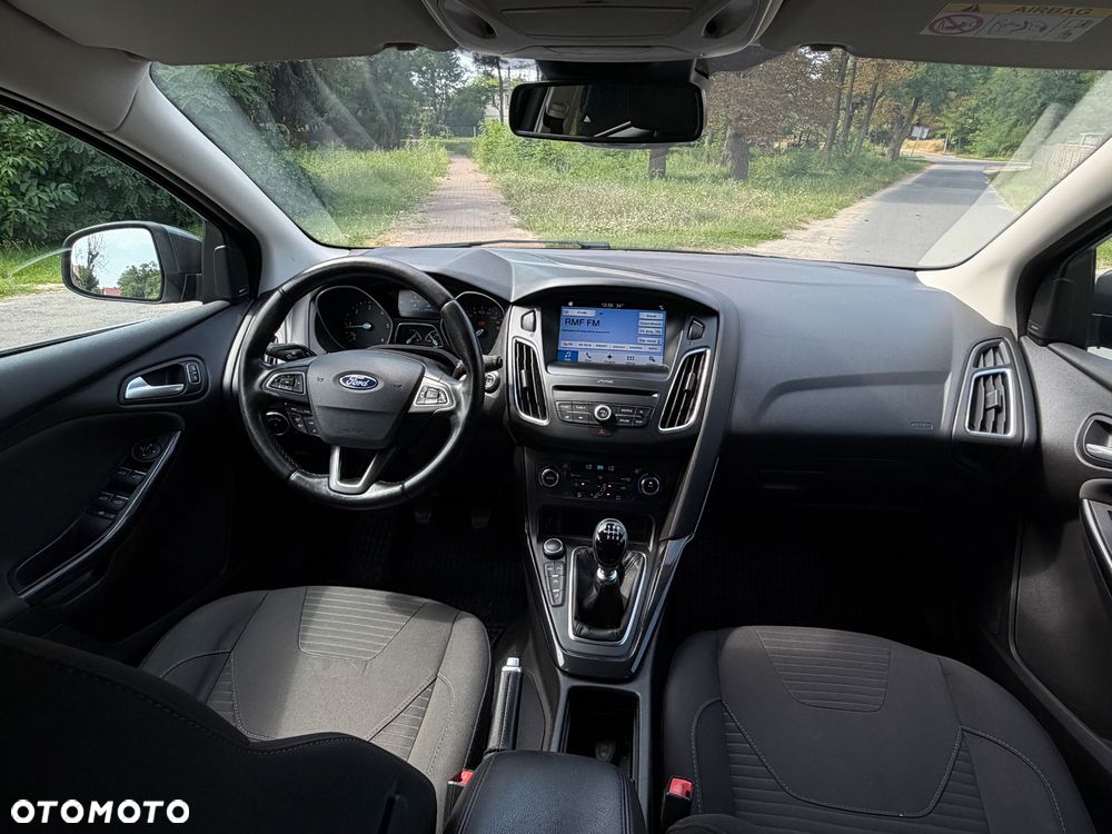 Ford Focus 2.0 TDCi DPF Start-Stopp-System Titanium - 7
