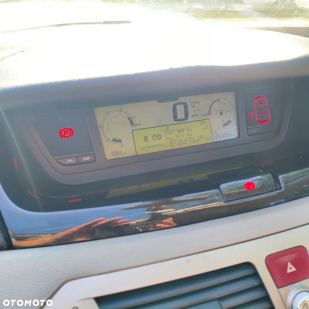 Citroën C4 Grand Picasso 2.0 HDi Exclusive - 11