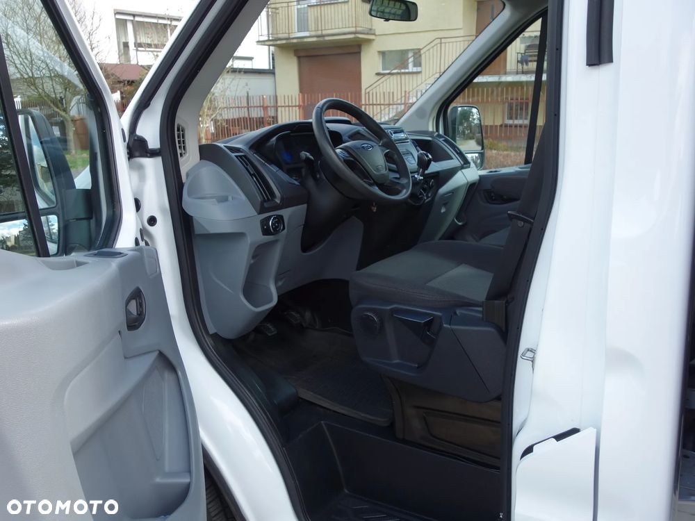 Ford TRANSIT - 12