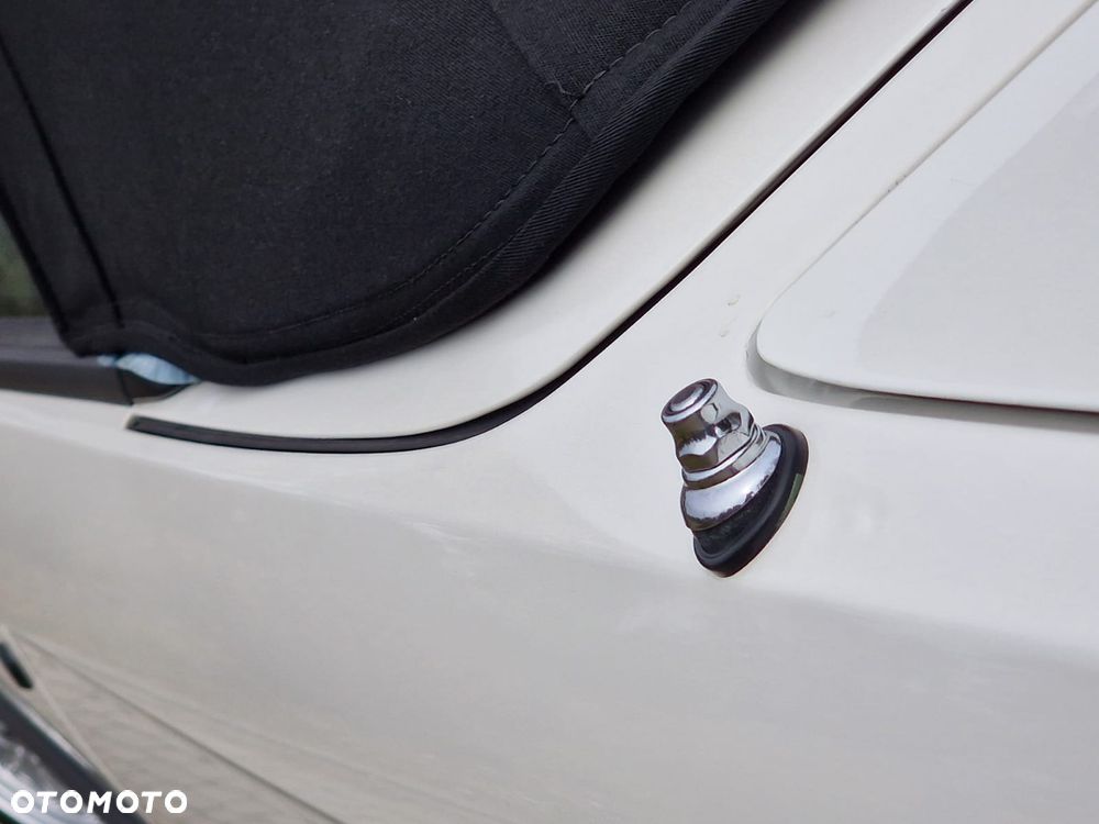 BMW Seria 3 320i - 17