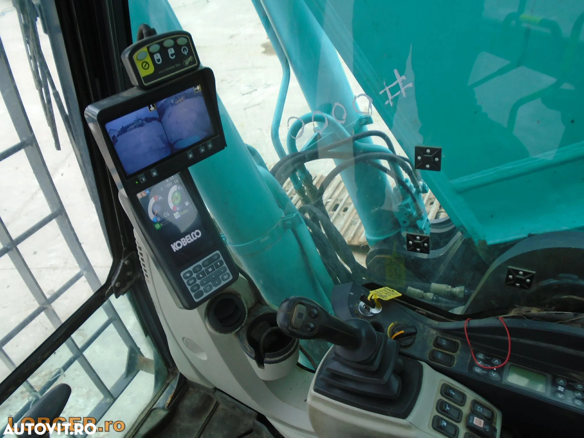 Kobelco SK 300 LC - 10 - 12