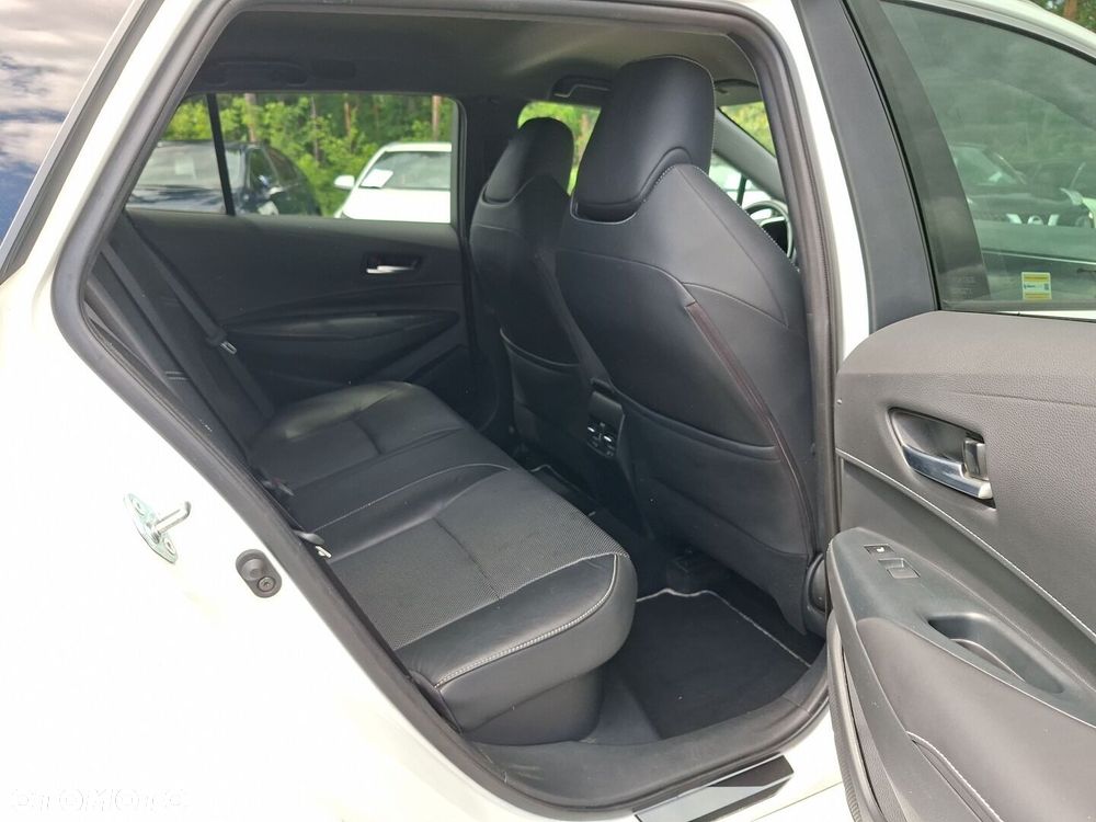 Toyota Corolla - 15