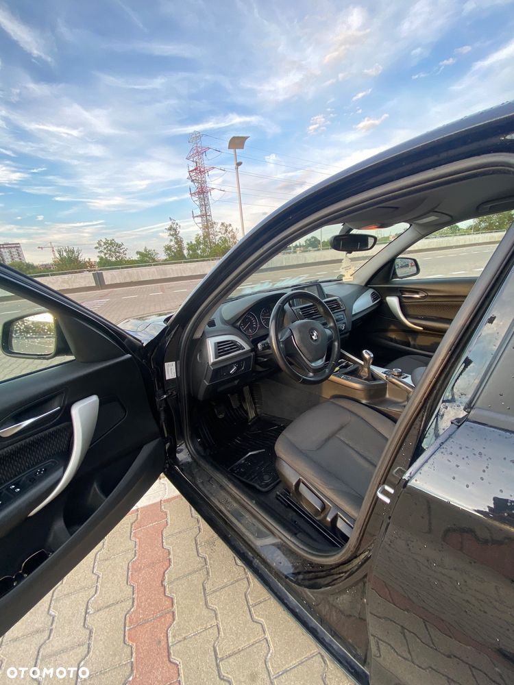 BMW Seria 1 116i - 11