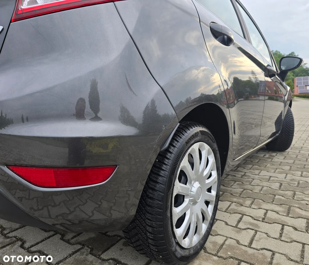 Ford Fiesta 1.25 Ambiente - 19