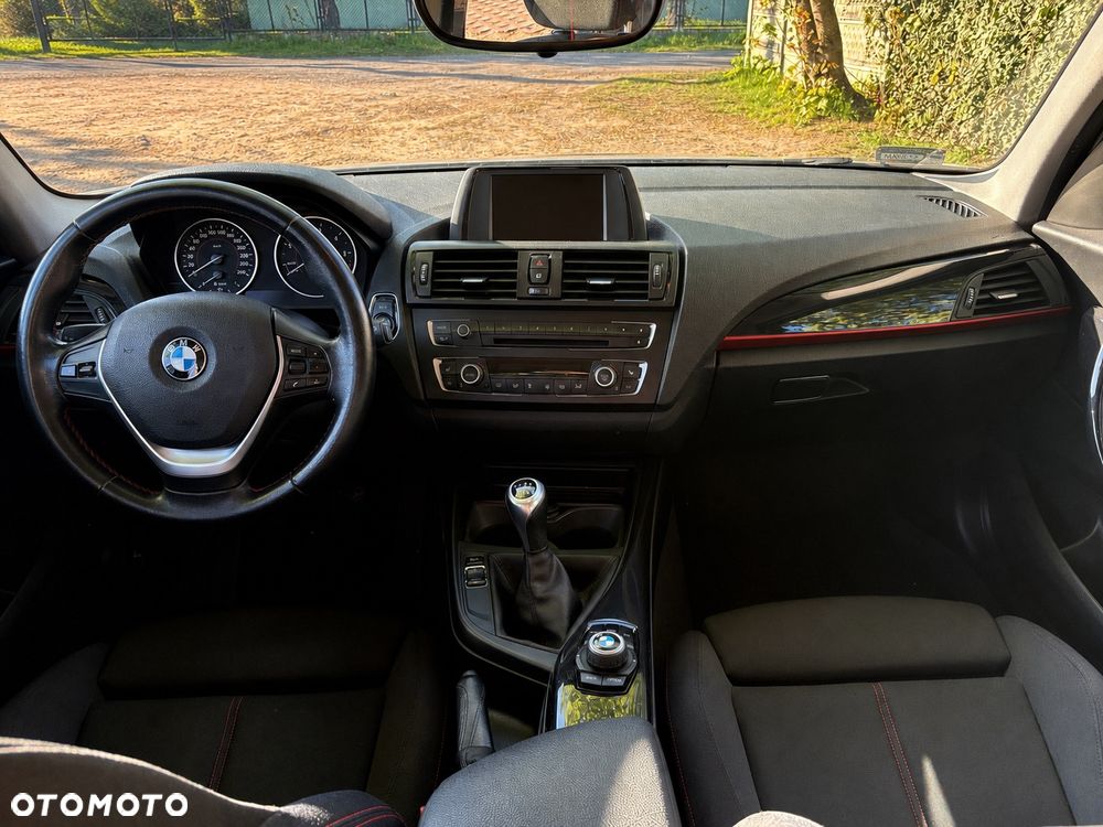 BMW Seria 1 118d Sport Line - 5