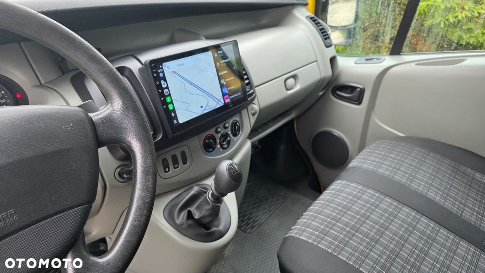 Renault Trafic - 13