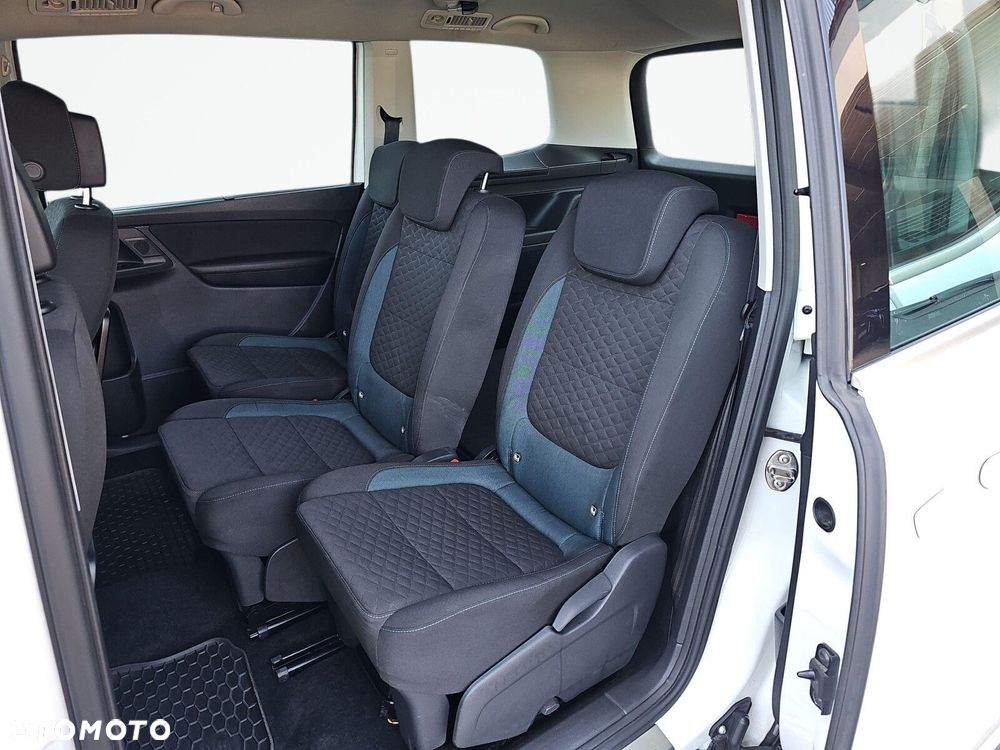 Volkswagen Sharan - 32