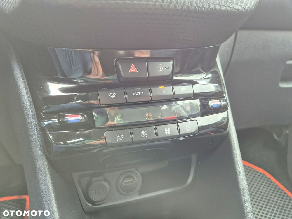 Peugeot 2008 1.5 BlueHDi Style - 20