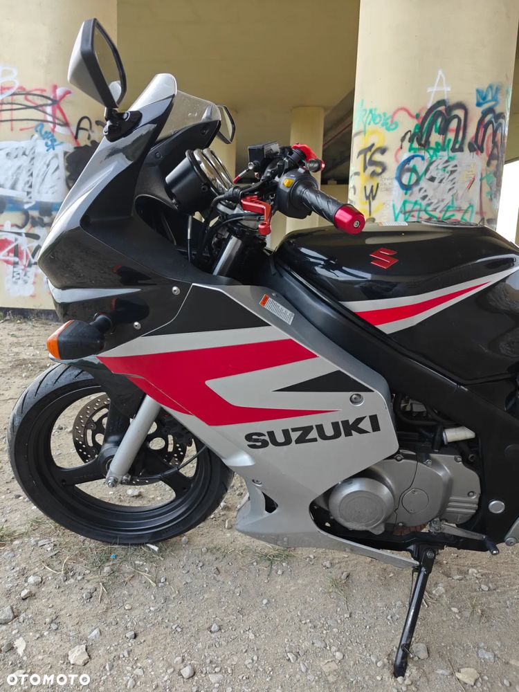 Suzuki GS - 29