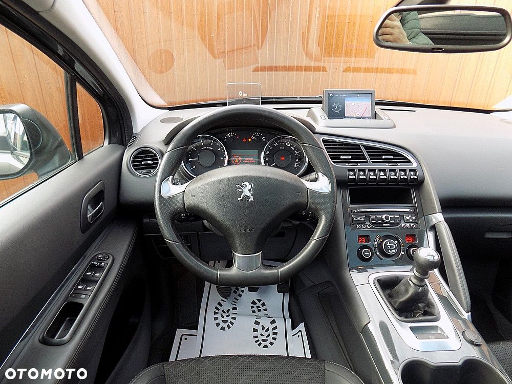 Peugeot 3008 PureTech 130 Stop & Start GPF Allure - 16