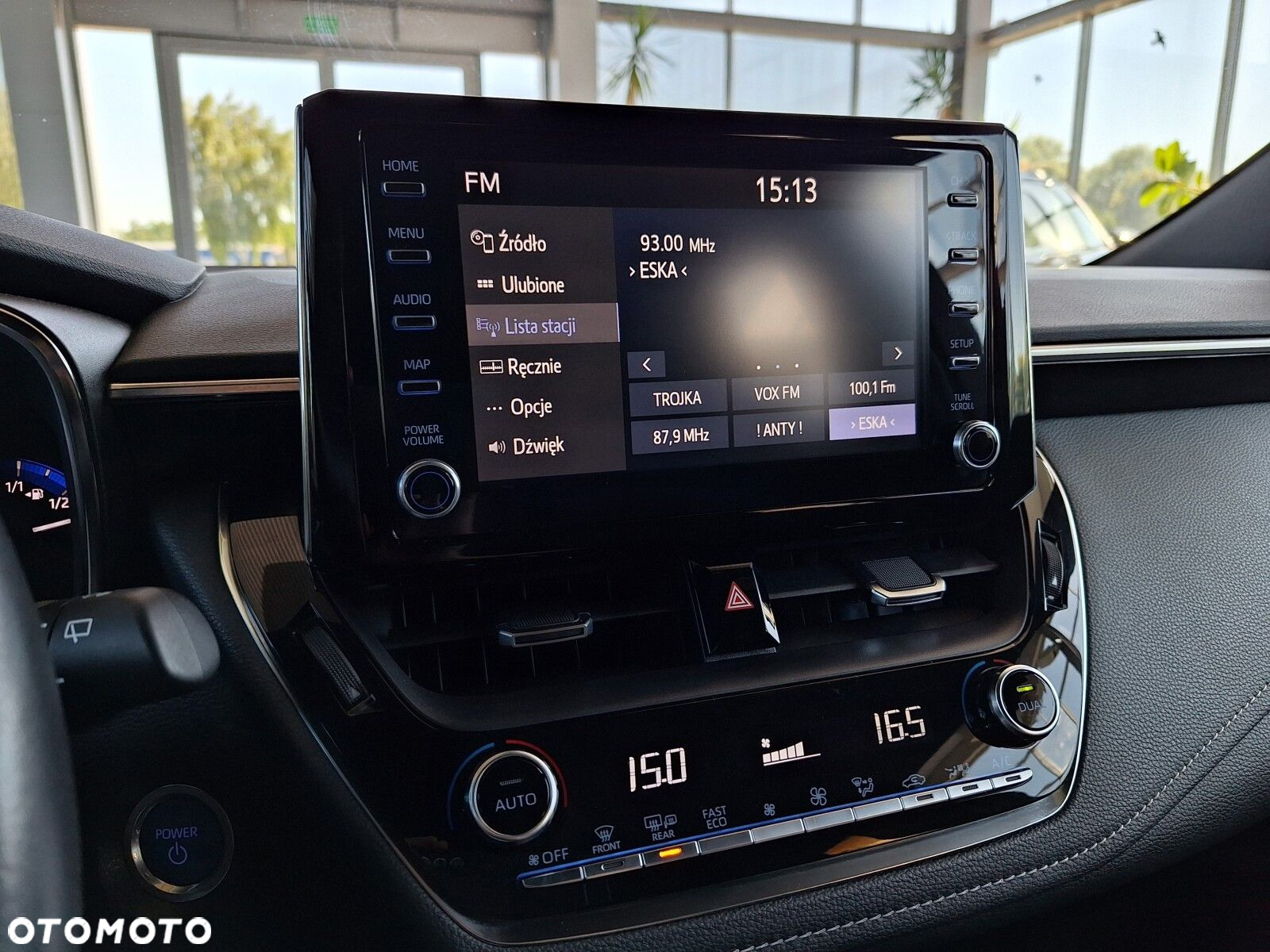 Toyota Corolla 1.8 Hybrid Comfort - 31
