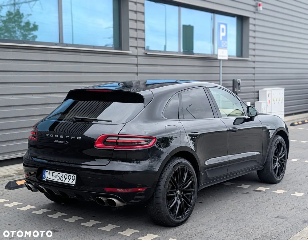 Porsche Macan - 3