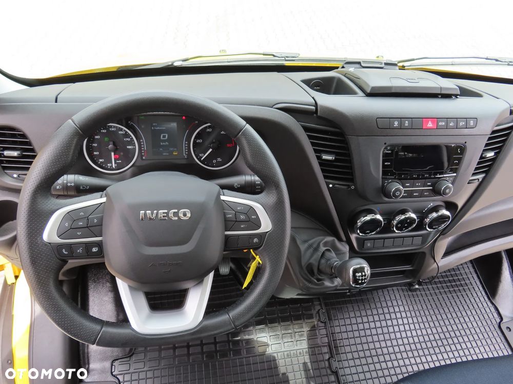 Iveco DAILY 50C18 Laweta POMOC DROGOWA Przewóz Pojazdów AUTOLAWETA 6100 mm Dł. Platformy DMC 3500 Kg Rozstaw Osi 4750 mm WZMACNIANE Zawieszenie Adaptacyjne Pneumatyczne Stan NOWY OKAZJA - 37