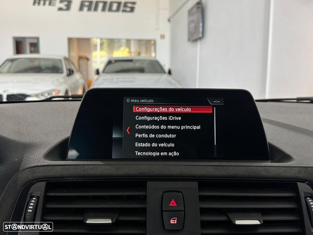 BMW 116 d Pack M - 24