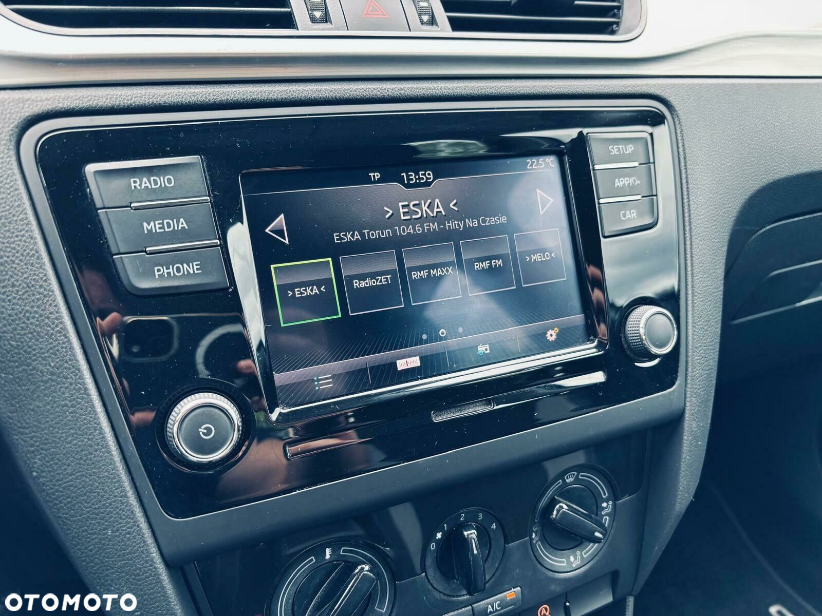 Skoda RAPID 1.0 TSI Ambition - 23