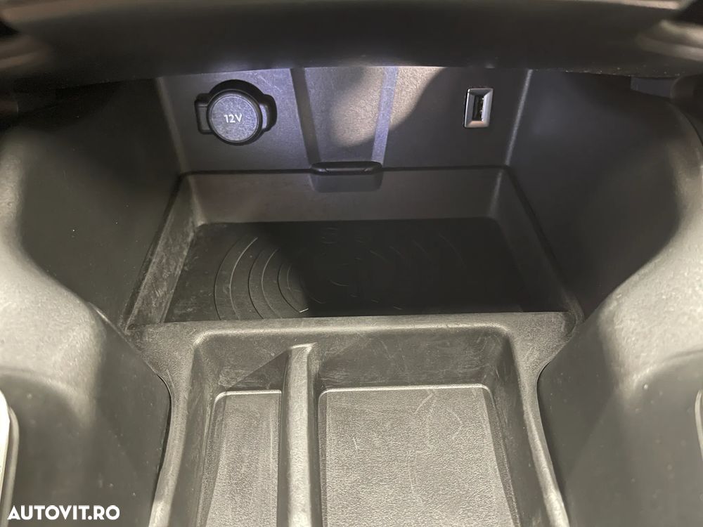 DS Automobiles DS 7 Crossback PHEV 300 cp 4wd Louvre - 35