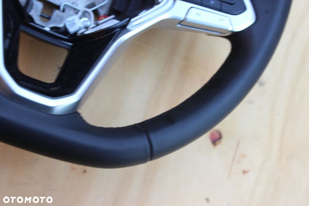 KIEROWNICA MULTIFUNKCYJNA VW GOLF VIII 5H0959542D 2022 - 6