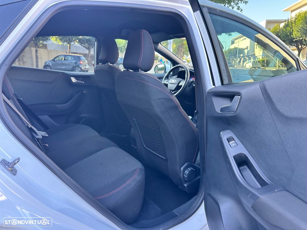 Ford Puma 1.0 EcoBoost MHEV ST-Line - 40