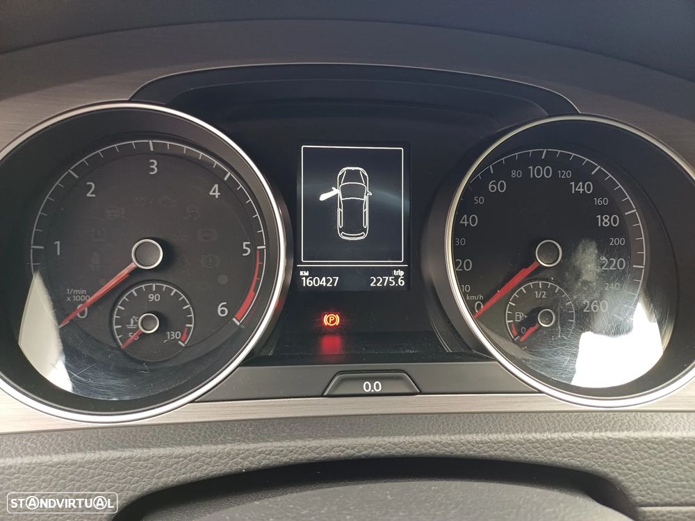 VW Golf 1.6 TDi BlueMotion Confortline - 16