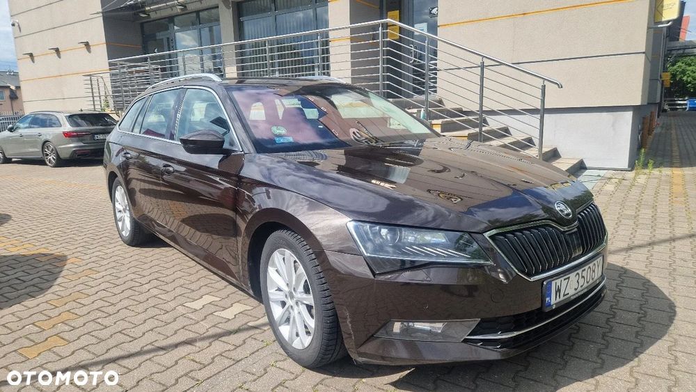 Skoda Superb 2.0 TDI 4x4 Style DSG - 21