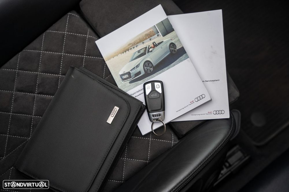 Audi TTS Roadster 2.0 TFSi quattro S Tronic - 29