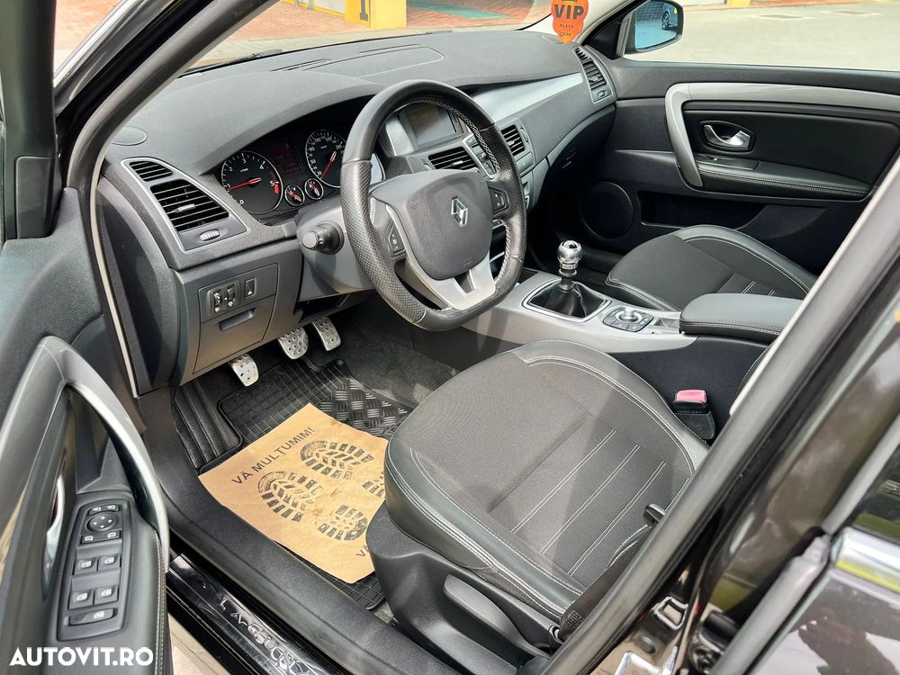 Renault Laguna dCi 110 FAP Limited - 18